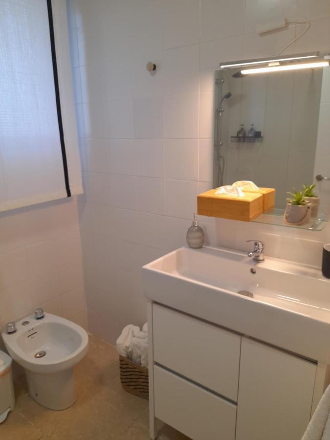 Pikis Apartment Center 1 Севиля Екстериор снимка